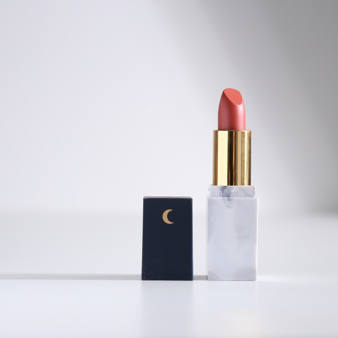 5 Lipstik Nude Lokal Yang Cocok Untuk Semua Warna Kulit