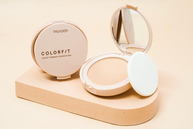 Wardah Colorfit Powder Foundation
