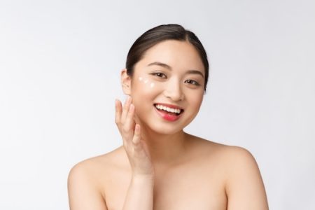 Female Daily Editorial Sudah Pakai Skincare Tapi Kulit Nggak Berubah