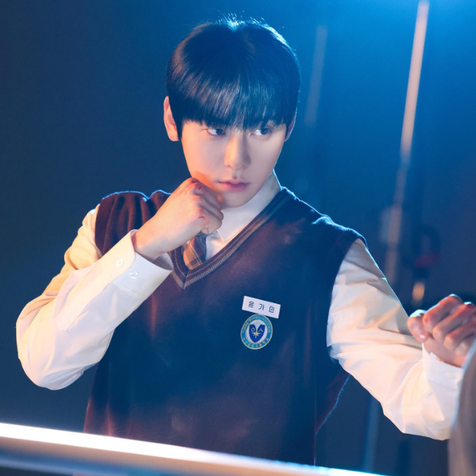 hwang min hyun