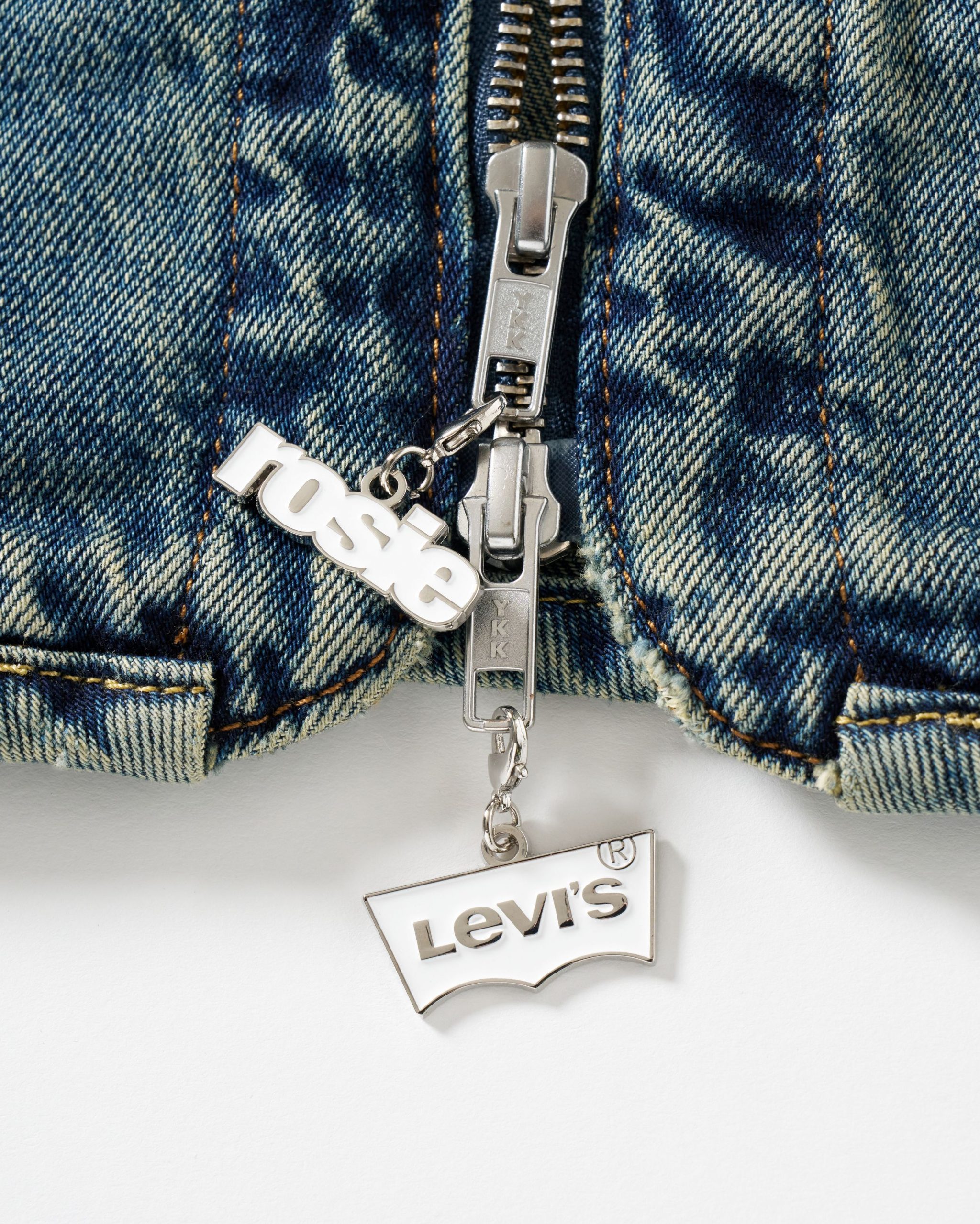 Levi’s® x ROSÉ
