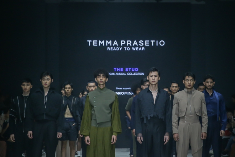 Temma Prasetio Menampilkan Koleksi ‘The Stud’ di Plaza Indonesia Men’s Fashion Week 2024!