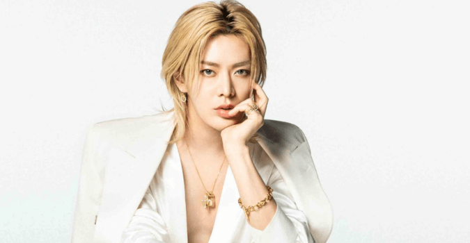 Yuta NCT 127 Perkenalkan Brand Aksesori Barunya, UnBave!