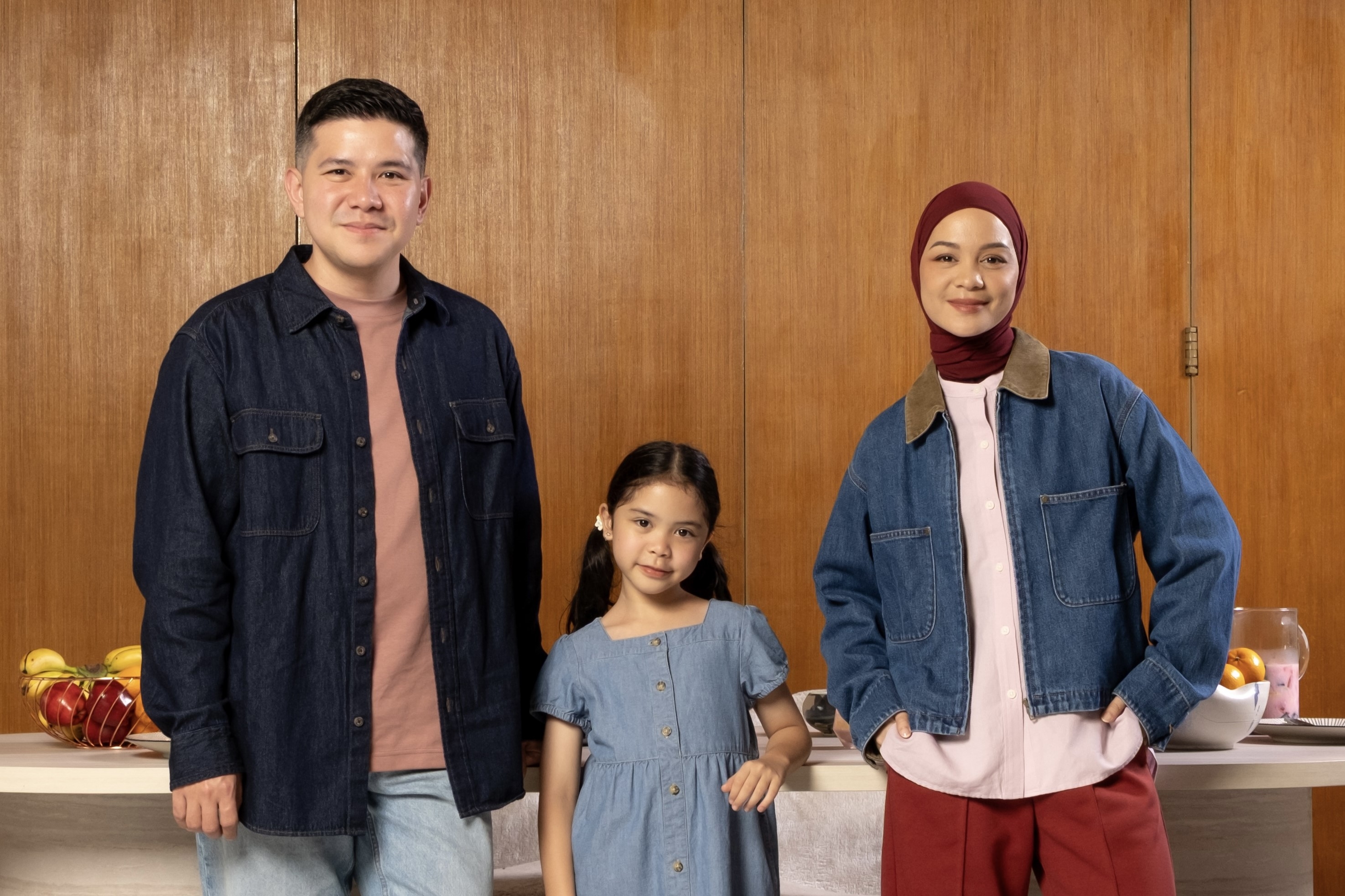 Bisa Jadi Inspirasi Outfit Lebaran, Intip Gaya Para Seleb Bareng UNIQLO!