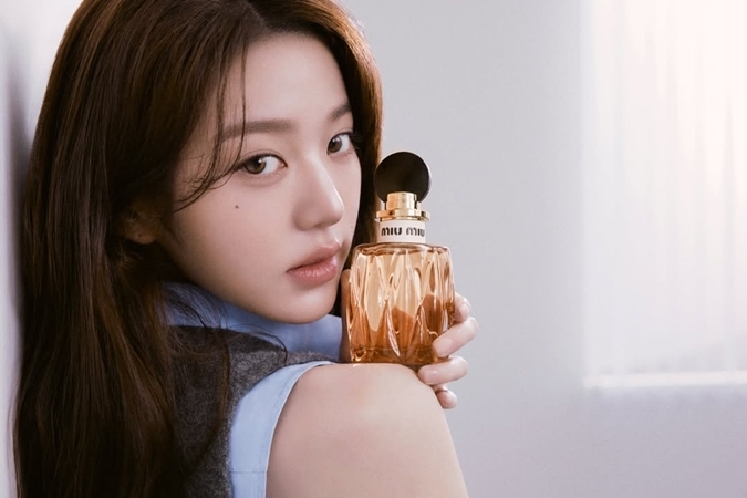 Wonyoung IVE Debut Bareng Miu Miu Beauty Lewat Parfum Miutine