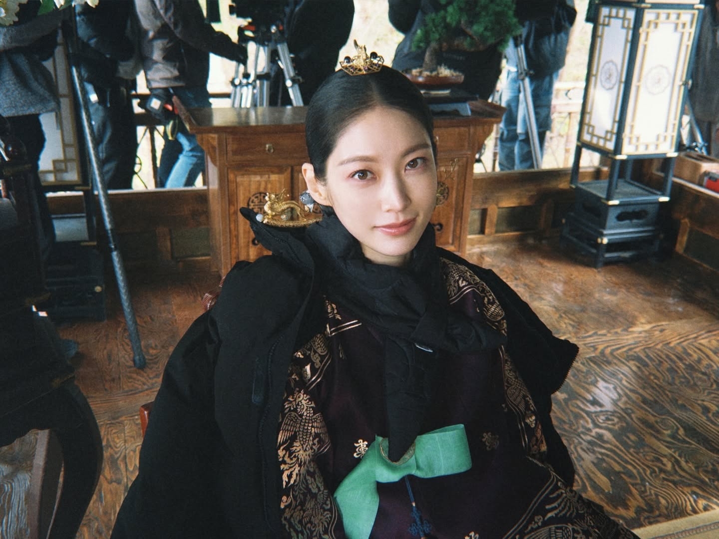 Mencuri Perhatian, Ini Detail Makeup Gong Seungyeon di 'Perfect Crown'