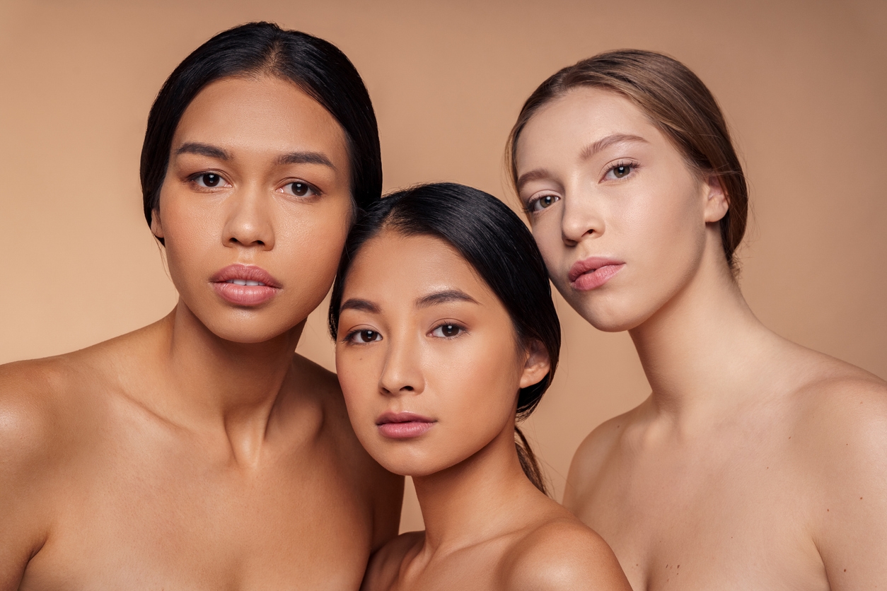 Foundation Sering Abu-Abu? Ini Cara Tau Undertone Kulit yang Mudah!