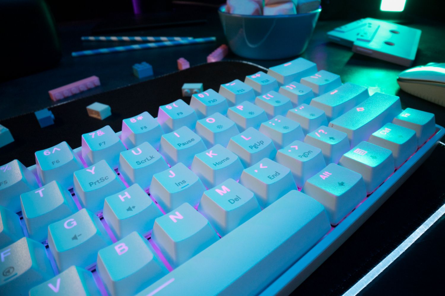 Ini 5 Mechanical Keyboard Baru untuk Para Cowok yang Hobi Main Game PC!