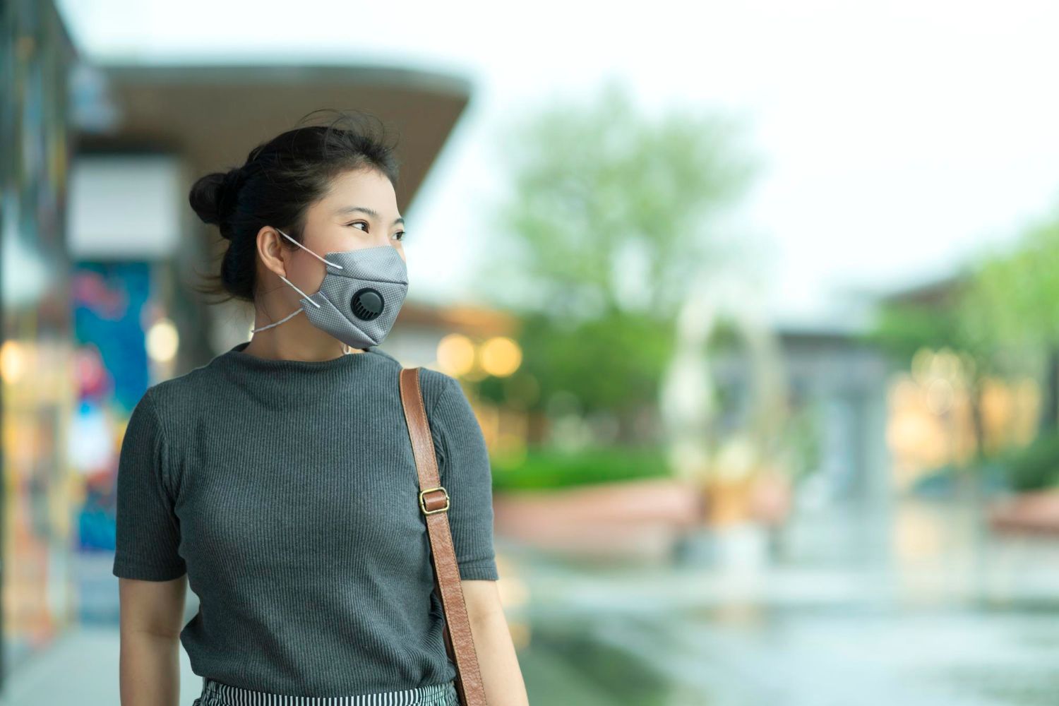 Polusi Jakarta Tinggi! Ini 5 Cara Melindungi Kulit dari Bahaya Polutan