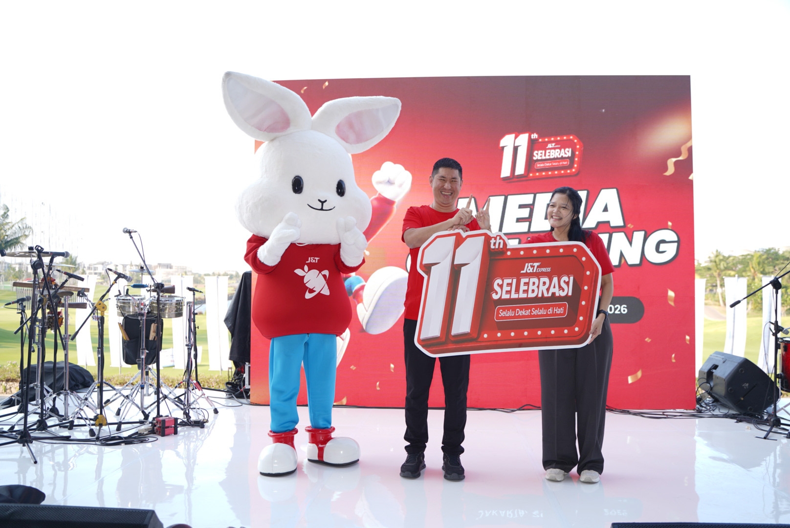 11 Tahun J&T Express, Makin Dekat dengan Pelanggan dan Terus Bawa Dampak Positif!