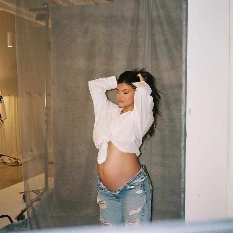 Kylie Jenner seleb hamil