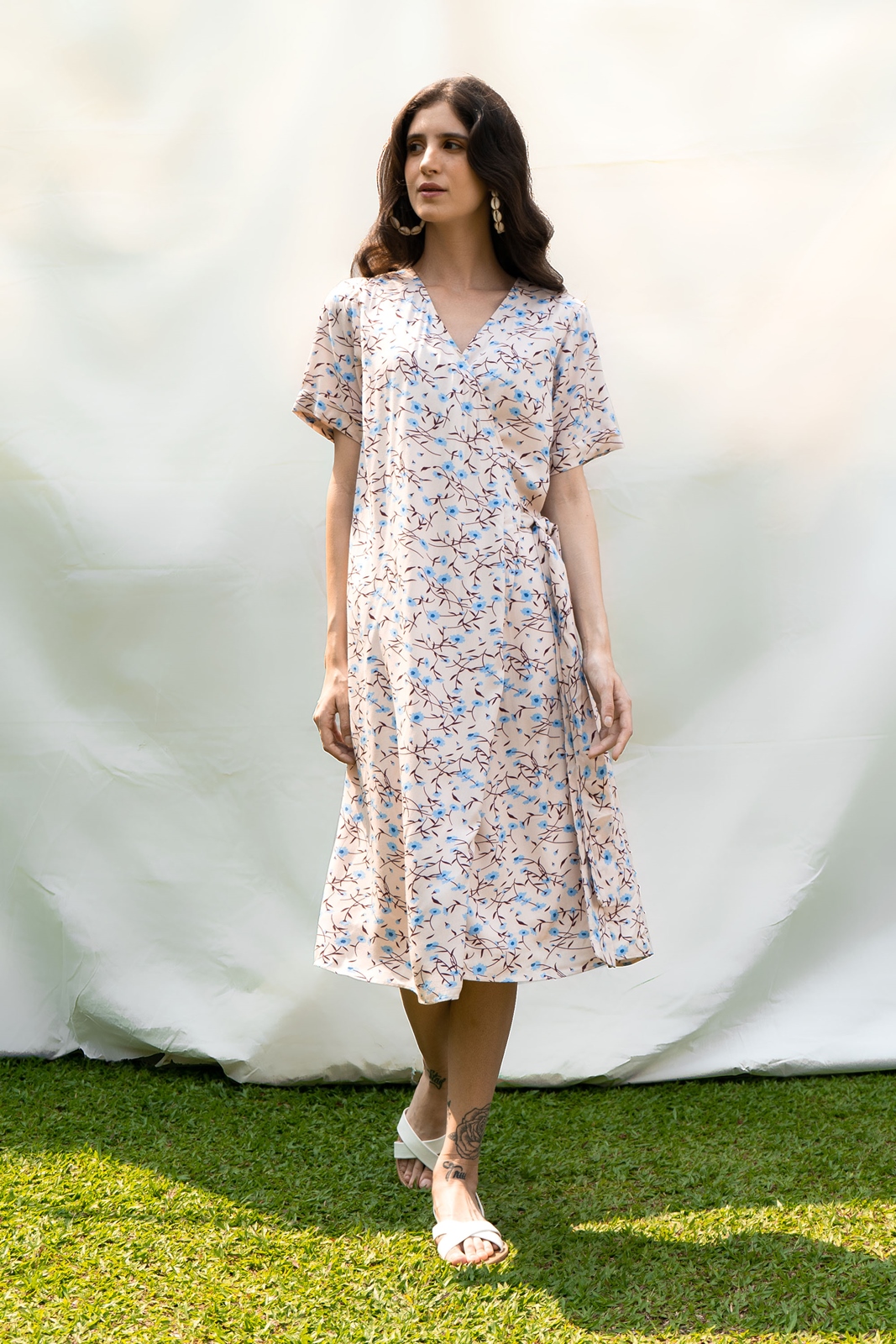 Female Daily Editorial - 5 Jenis Baju Dress yang Bisa Dipakai untuk