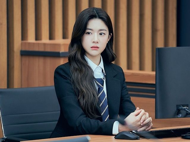 Go Yoon Jung di drama Law School