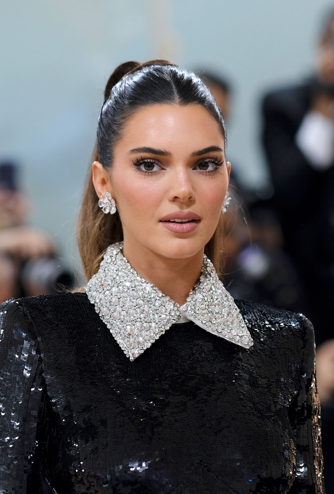 Female Daily Editorial Bongkar Tampilan Kendall Jenner di Met Gala