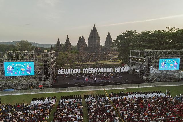 konser bulan juli