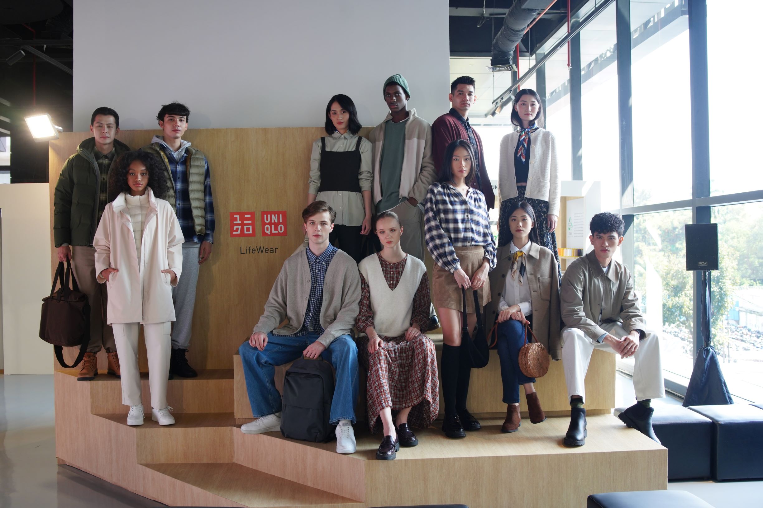 Mengsung Konsep ‘Timeless Tones’ yang Menarik, UNIQLO Luncurkan 2024 Fall/Winter Collection!