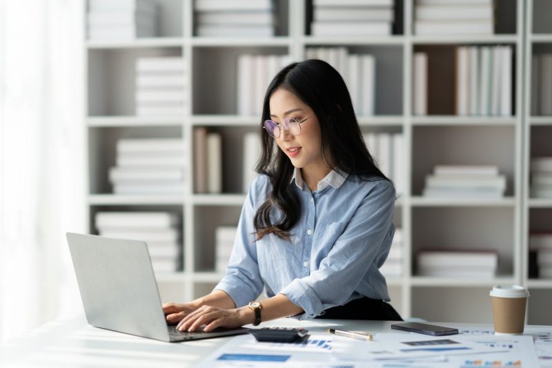 rekomendasi lipstik untuk aktivitas