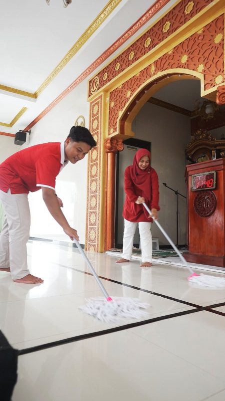 Gerakan Ramadan bersihkan masjid bersama Attack Jaz1