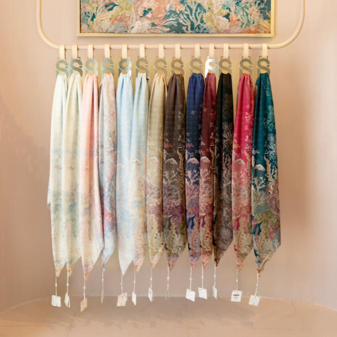 Buttonscarves Tropical Paradise