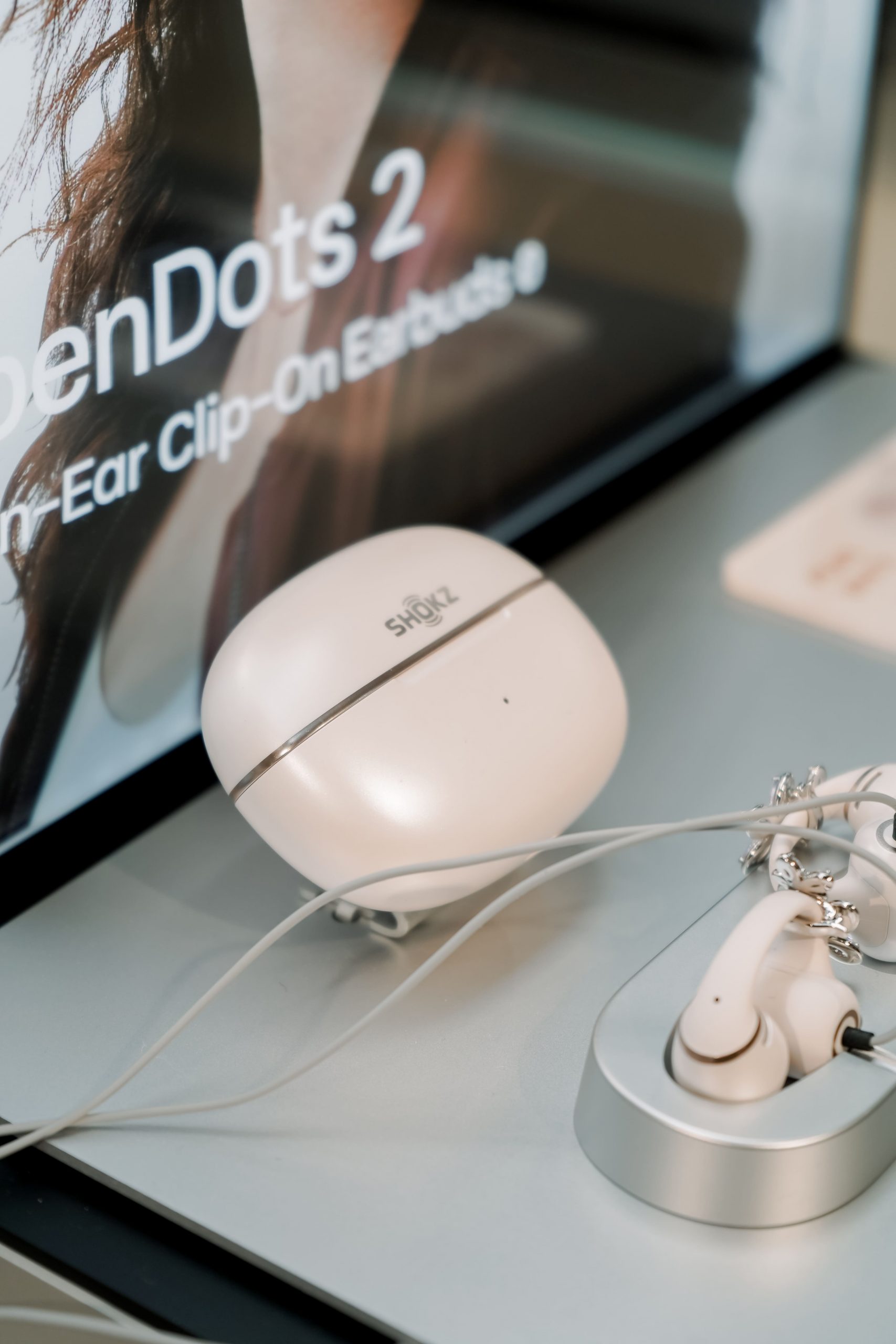 Shokz OpenDots 2