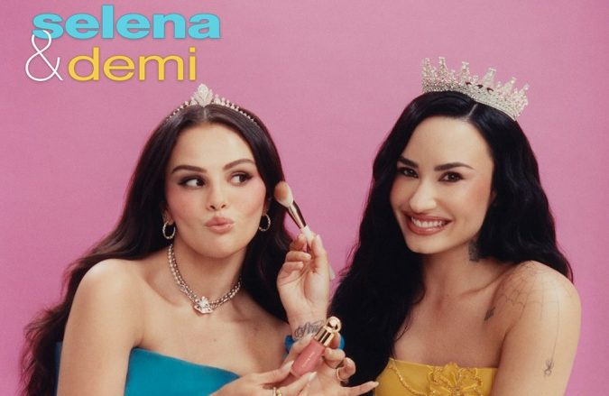 Nostalgic! Rare Beauty Rilis Kolaborasi Selena Gomez & Demi Lovato